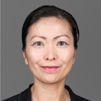 Professional headshot of female Heidi Zhang